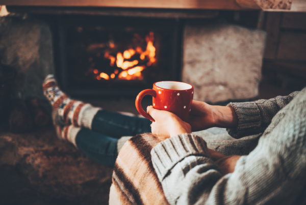 7 Indoor Activities to Enjoy with Family and Friends in Winter